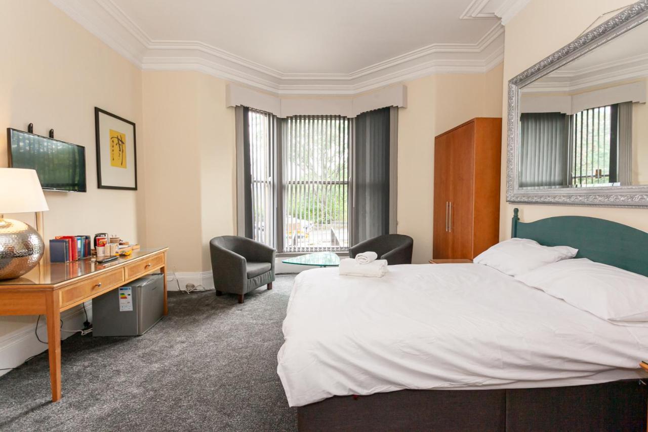 Townhouse No 12 Hotel Huddersfield Ngoại thất bức ảnh