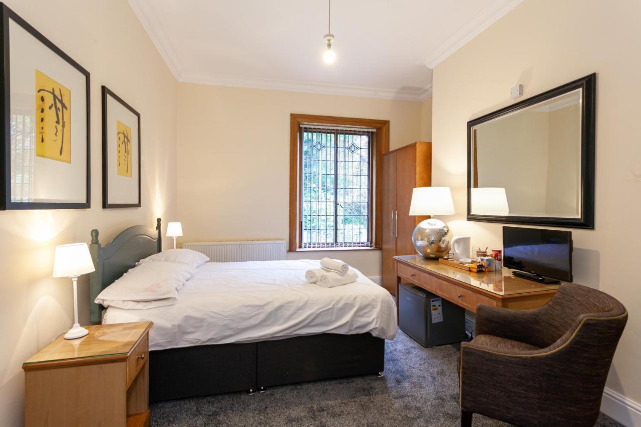 Townhouse No 12 Hotel Huddersfield Ngoại thất bức ảnh