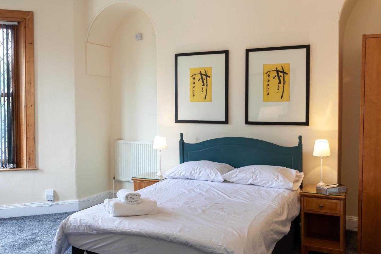 Townhouse No 12 Hotel Huddersfield Ngoại thất bức ảnh