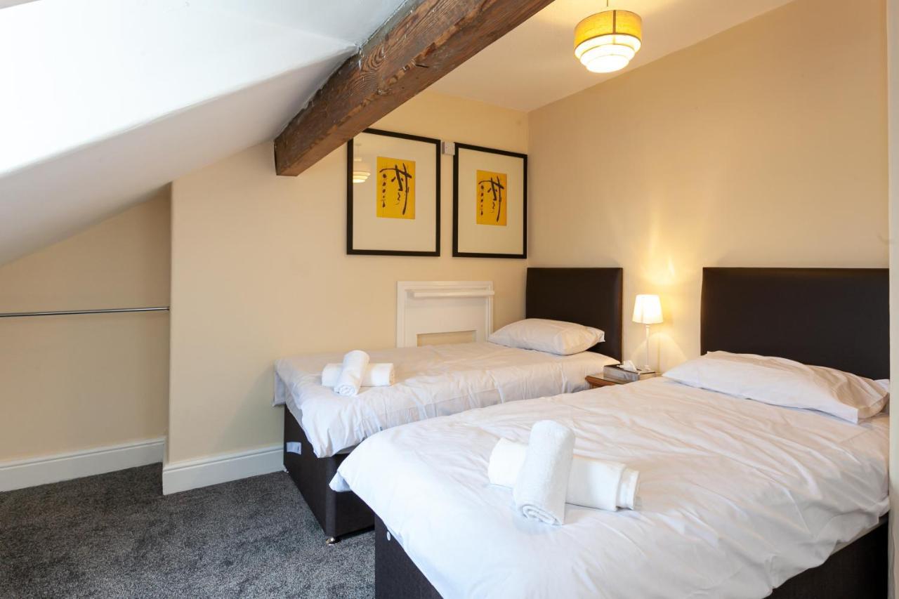 Townhouse No 12 Hotel Huddersfield Ngoại thất bức ảnh