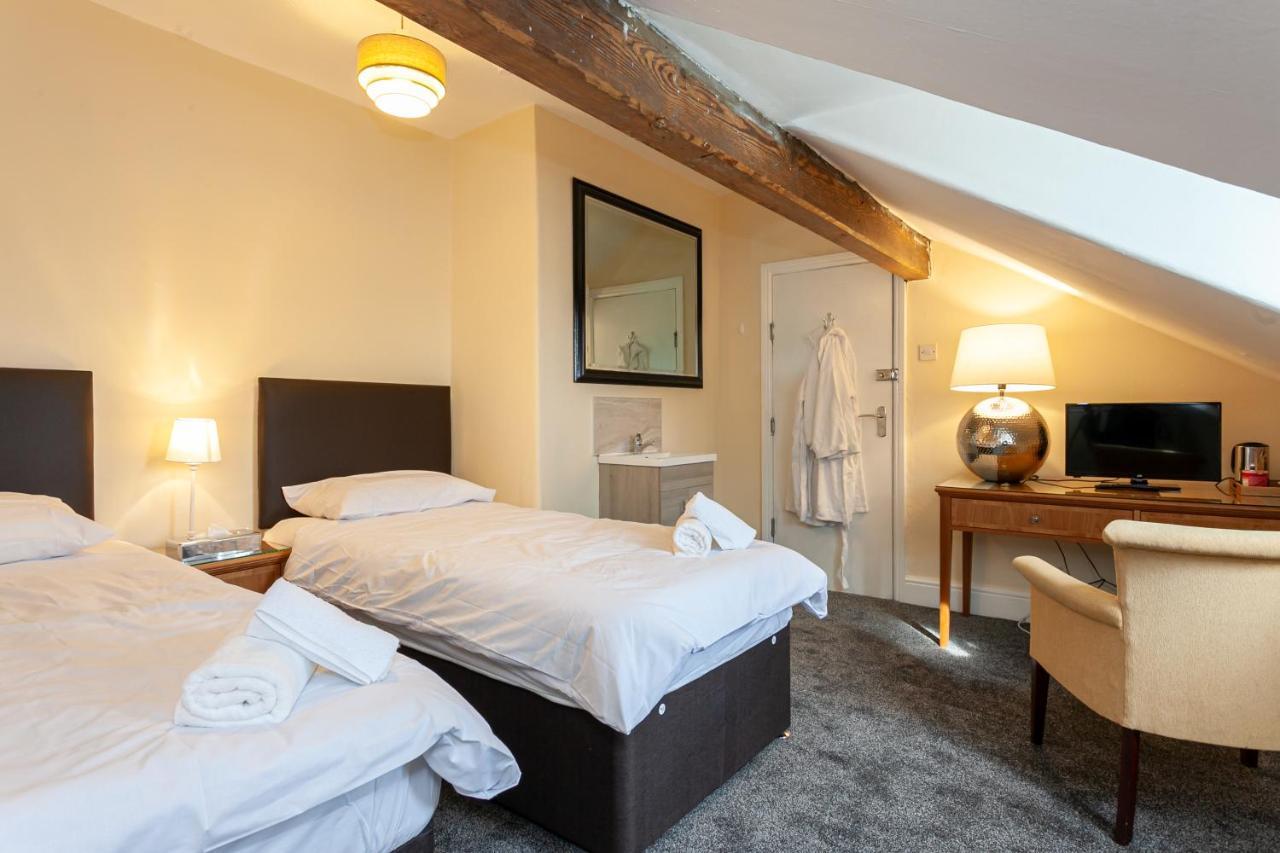 Townhouse No 12 Hotel Huddersfield Ngoại thất bức ảnh